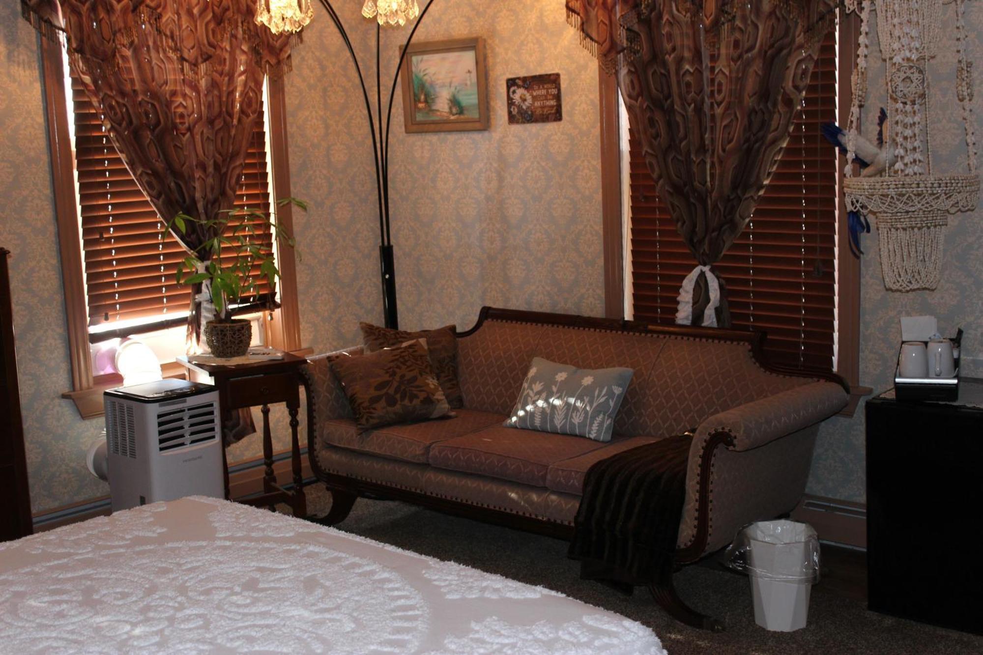 Carriage Stop Bed & Breakfast 팔미라 외부 사진