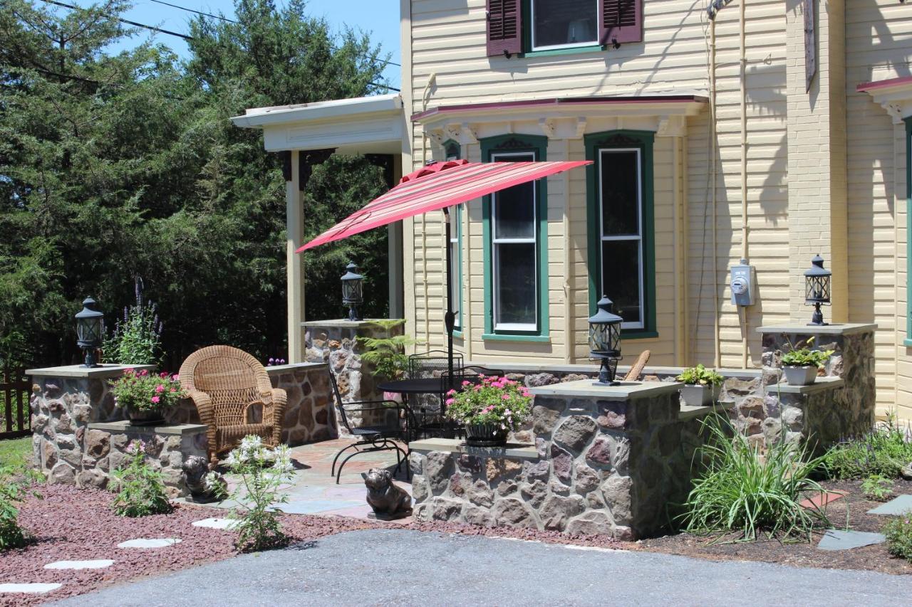 Carriage Stop Bed & Breakfast 팔미라 외부 사진